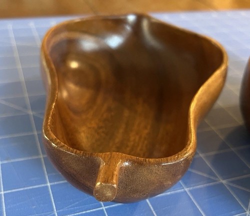 Vint handcrafted monkey pod - handcrafted,